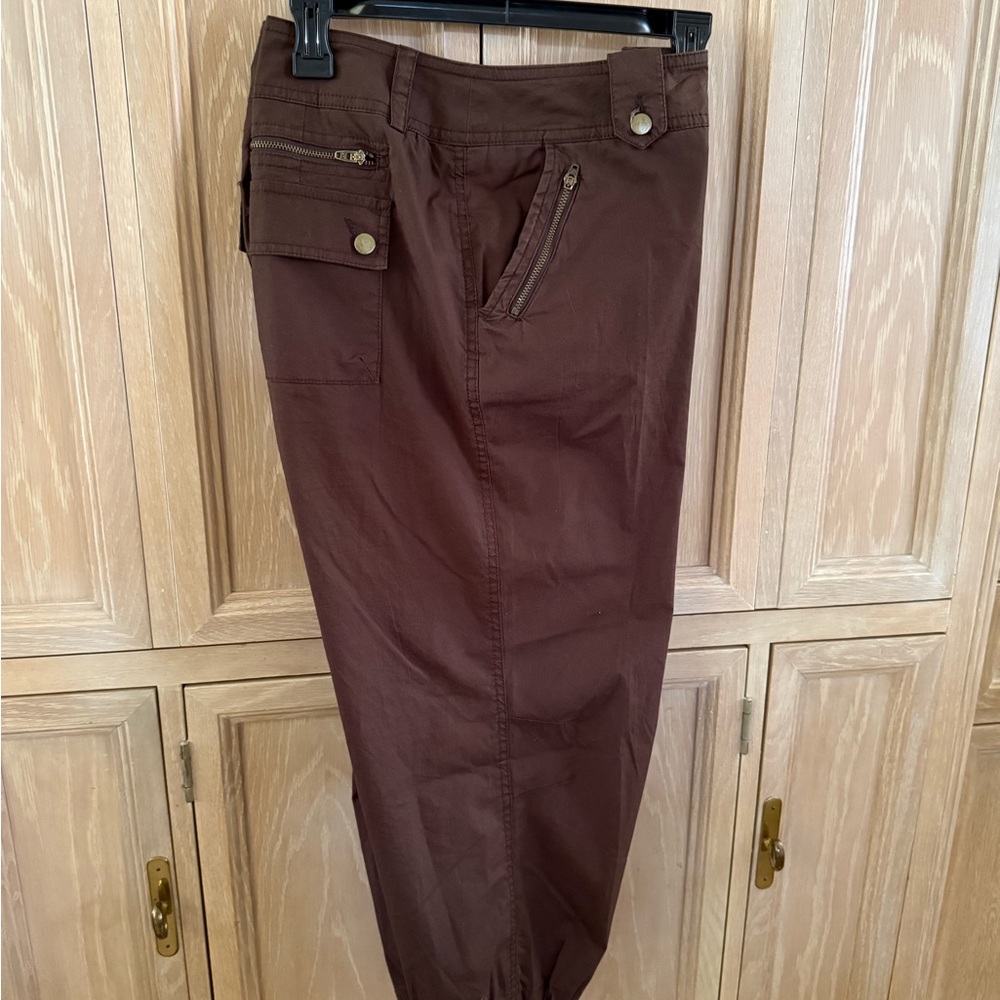 AGB Brown Capri Pants